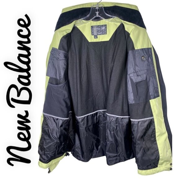 NEW BALANCE Performance Outerwear Rain Jacket in Yellow Green, Size XL - Picture 5 of 12
